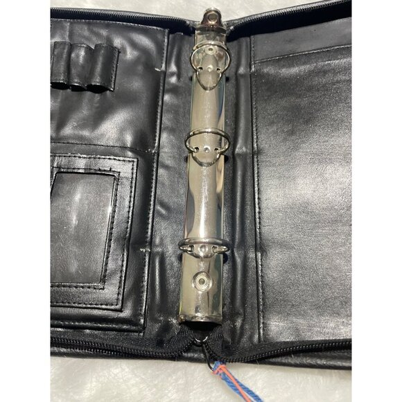 Mundi Soft Pebble Black Leather Zipper Portfolio Organizer With 3-Ring Binder - Picture 5 of 8